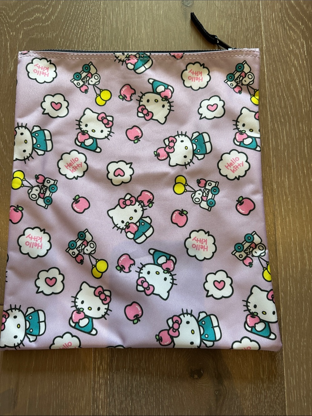 Hello Kitty Purple Backpack - Picture 3 of 3